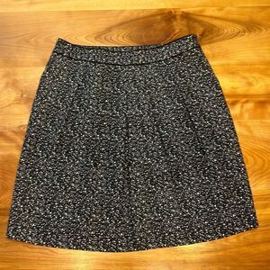 Ann Taylor skirt with pockets silk